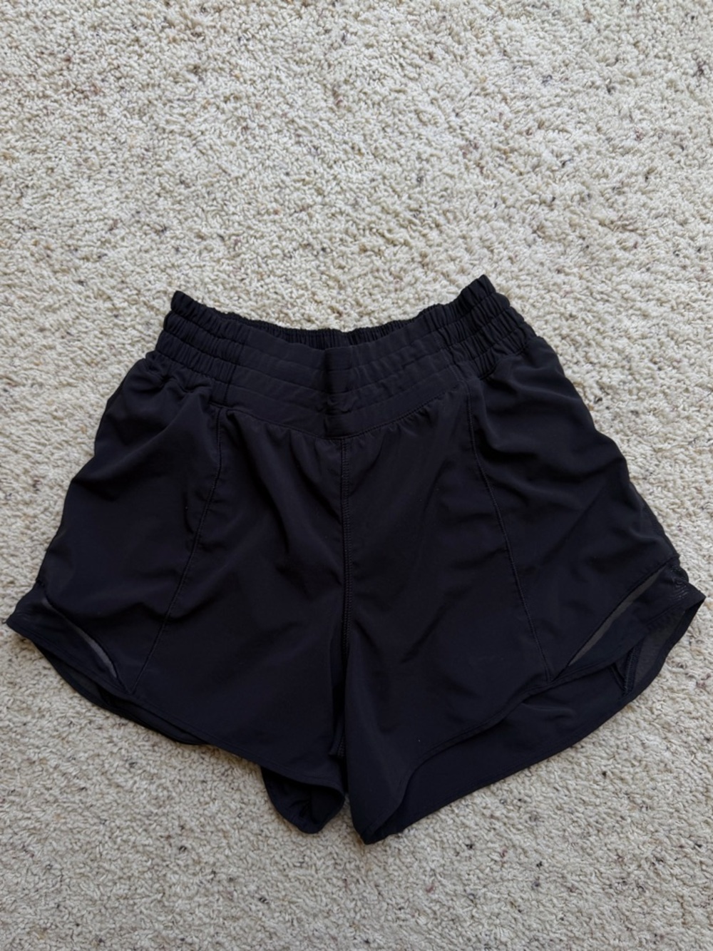 lululemon athletica Black Hotty Hot Shorts 4inch